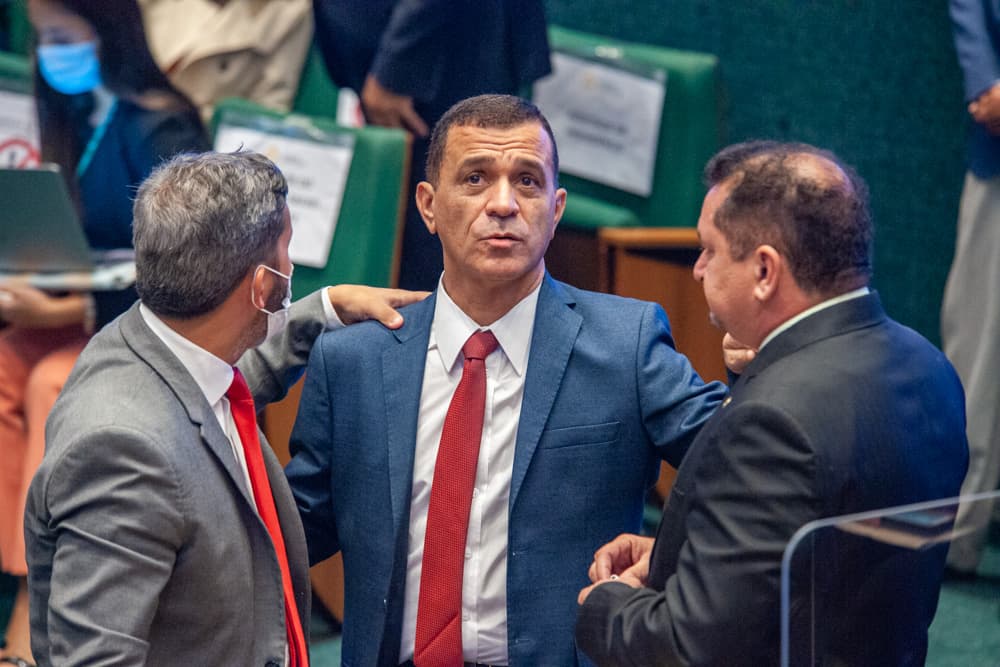 Martins Machado na comunidade